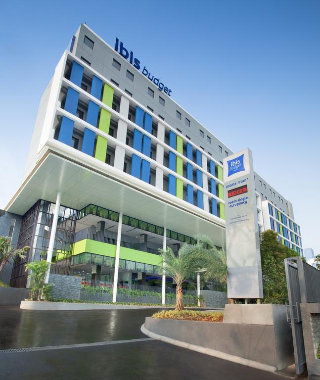 Ibis Budget Jakarta Daan Mogot Esterno foto