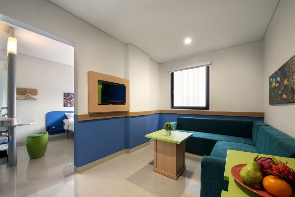 Ibis Budget Jakarta Daan Mogot Esterno foto