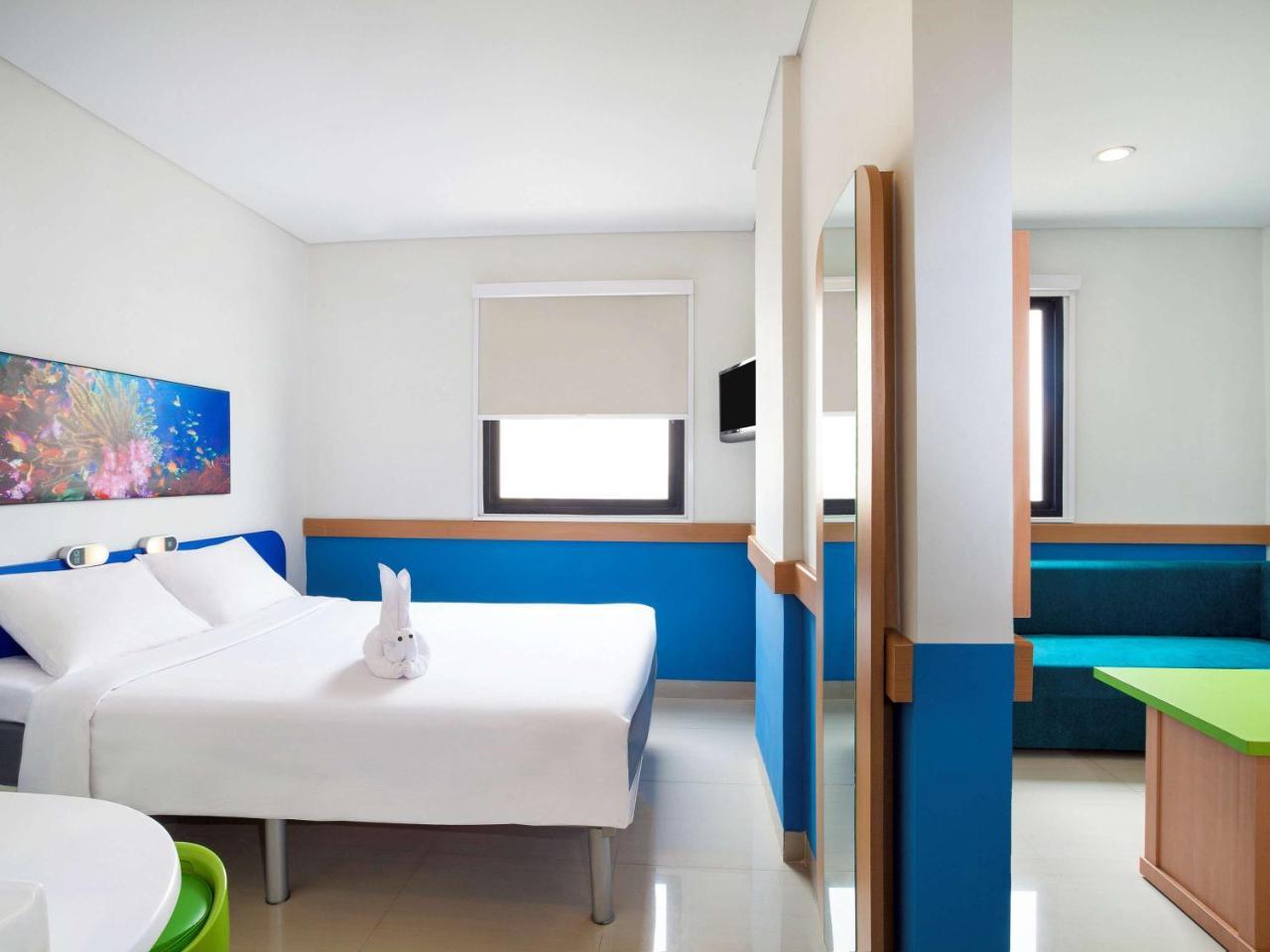 Ibis Budget Jakarta Daan Mogot Esterno foto