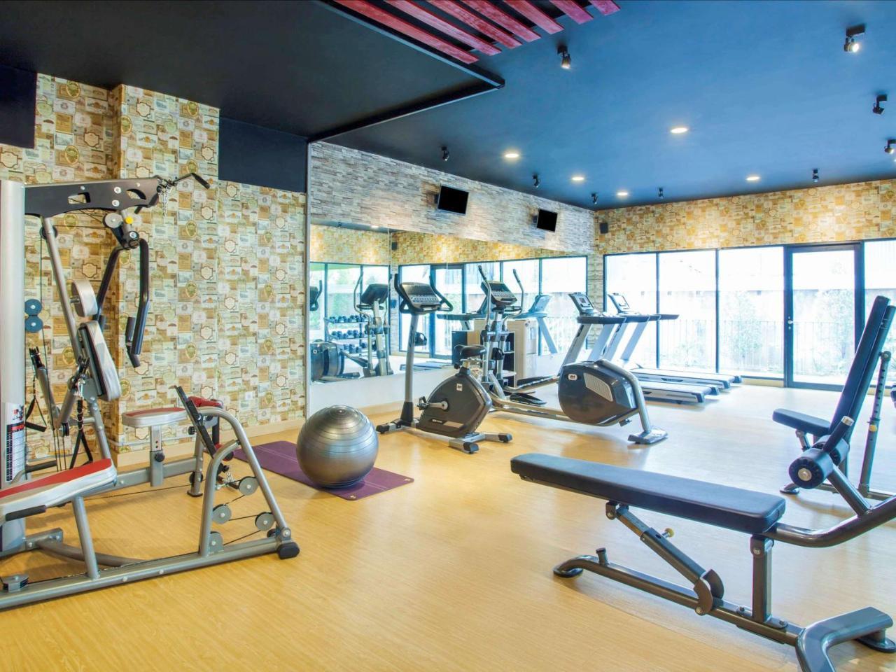 Ibis Budget Jakarta Daan Mogot Esterno foto